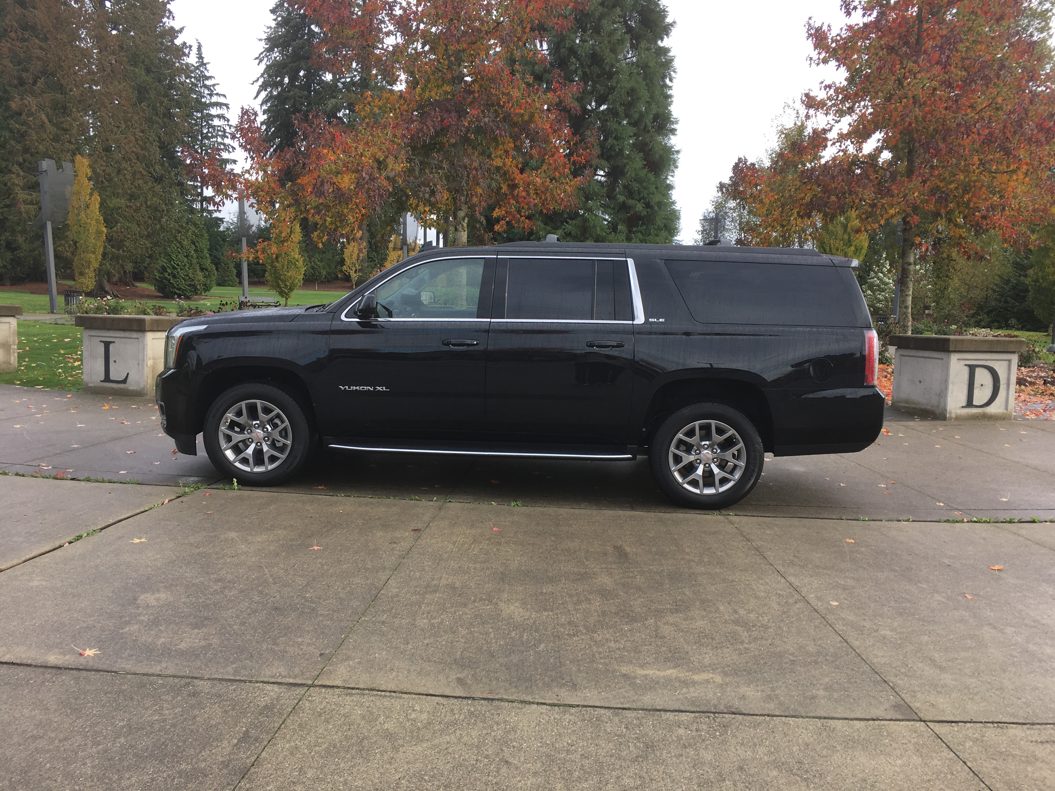 Limousine service – Make your corporate transfers professional and outstanding